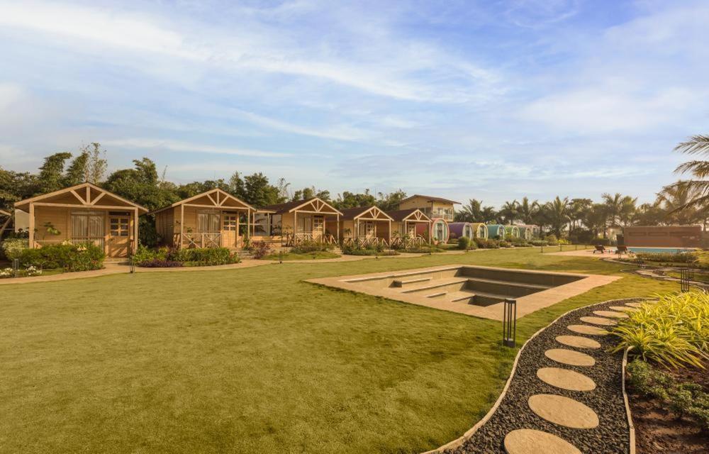 Waterscape Retreat Girnāre Dış mekan fotoğraf